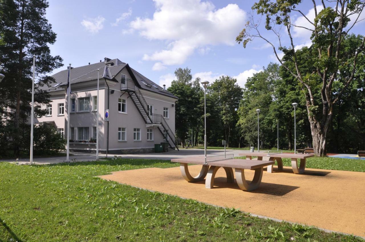 Prestige Apartment Нарва Экстерьер фото